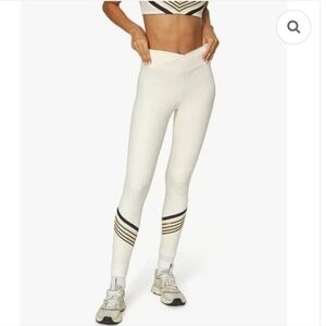 WeWoreWhat Cream Leggings with Chevron Stripe Sz M